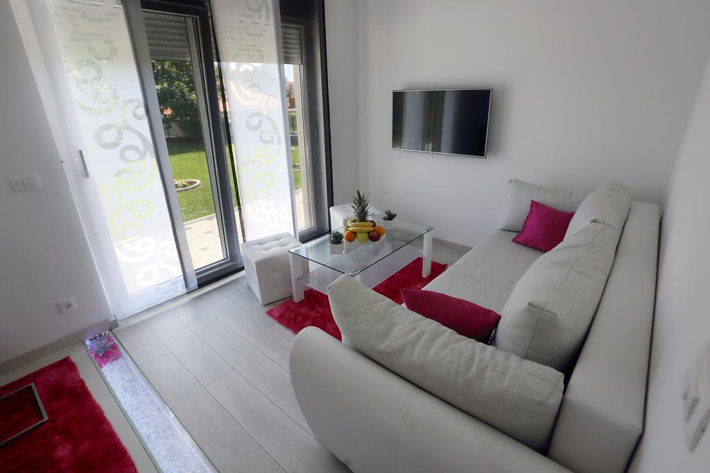 Apartments Taratta 1 Trogir Exterior photo
