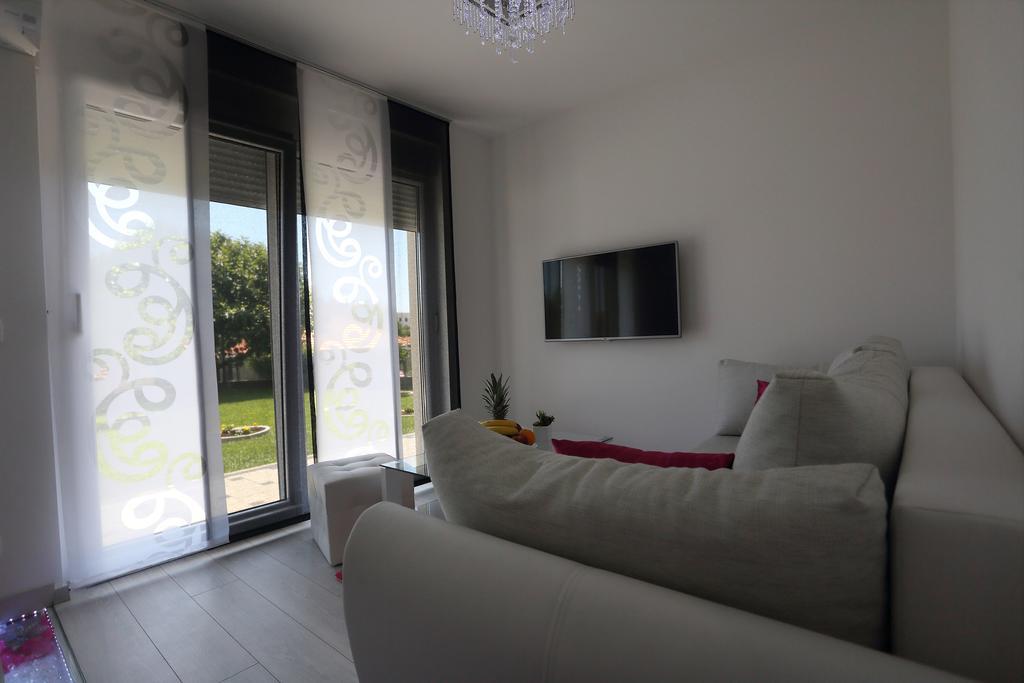 Apartments Taratta 1 Trogir Exterior photo